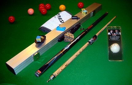 Special Offer SP17 - Marco Fu Cue, Case and Accessories Special Bundle